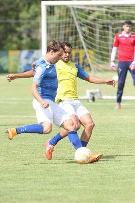 Tcnico Marcelo Oliveira fez um treino ttico fechado na Toca da Raposa II e no mostrou o time que enfrentar o So Paulo. Jornalistas acompanharam apenas atividade recreativa.