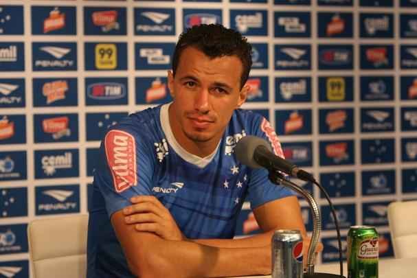 Tcnico Marcelo Oliveira fez um treino ttico fechado na Toca da Raposa II e no mostrou o time que enfrentar o So Paulo. Jornalistas acompanharam apenas atividade recreativa.