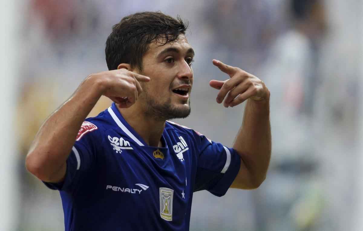 De Arrascaeta vem crescendo de produo e j provou ter habilidade para desequilibrar em um lance de jogada individual. Alm disso, o jovem uruguaio no costuma sentir o peso de jogos decisivos. 