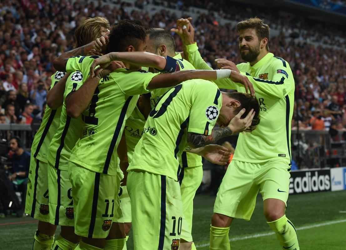 Primeiro gol de Neymar sobre o Bayern na derrota por 3 a 2, em Munique, no jogo de volta das semifinais da Liga dos Campees. No primeiro duelo, no Camp Nou, Barcelona havia goleado alemes por 3 a 0