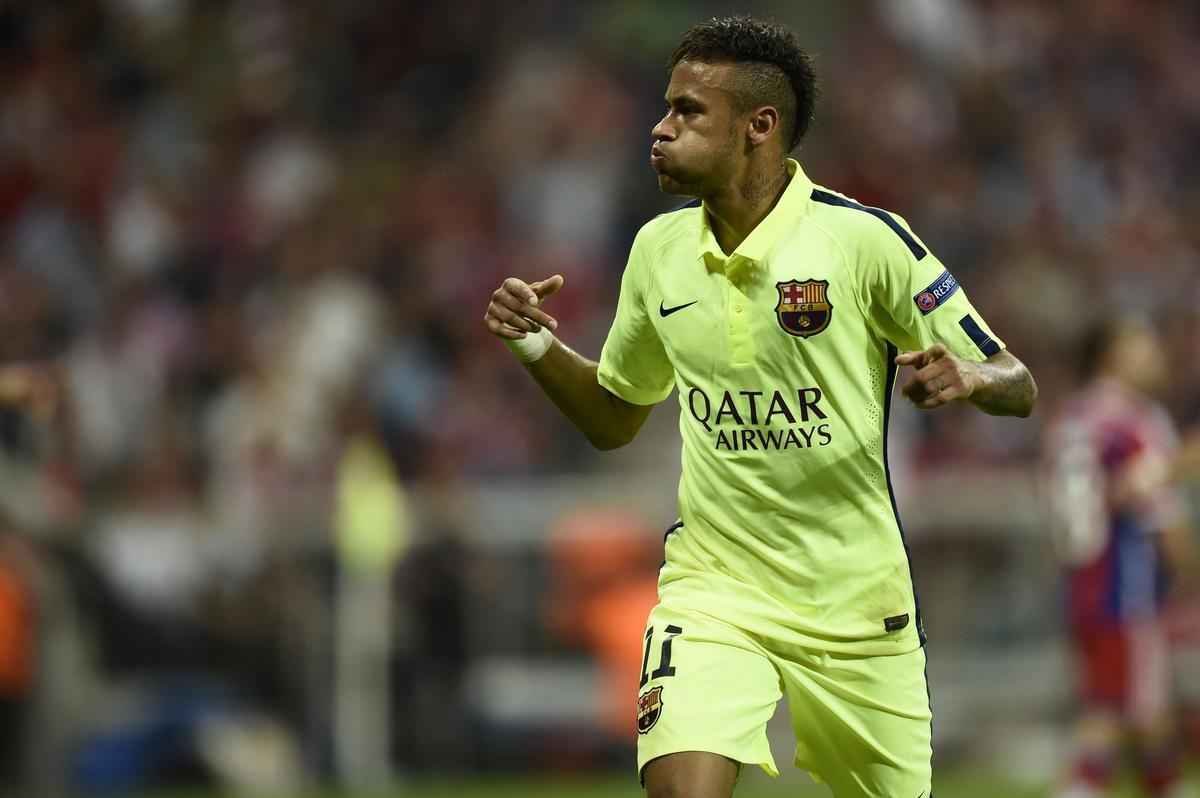 Segundo gol de Neymar sobre o Bayern na derrota por 3 a 2, em Munique, no jogo de volta das semifinais da Liga dos Campees. No primeiro duelo, no Camp Nou, Barcelona havia goleado alemes por 3 a 0