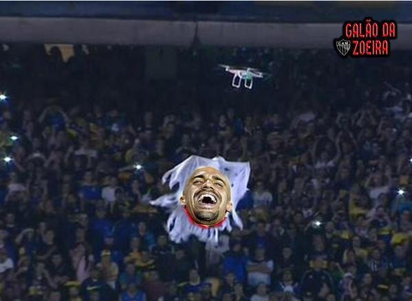 Drone na Bombonera vira meme na internet; veja alguns