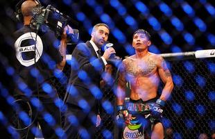 Jon Delos Reyes (bermuda preta) venceu Roldan Sangcha-an por finalizao no segundo round