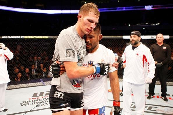 Mark Muoz venceu Luke Barnatt por deciso unnime