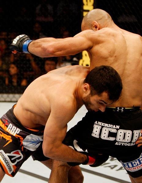 Gegard Mousasi venceu Costas Philippou por deciso unnime 