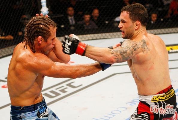 Fotos da vitria dominante de Frankie Edgar sobre Urijah Faber