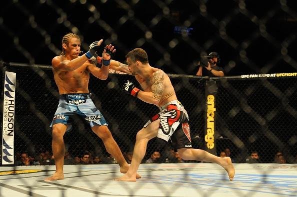 Fotos da vitria dominante de Frankie Edgar sobre Urijah Faber