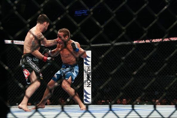 Fotos da vitria dominante de Frankie Edgar sobre Urijah Faber
