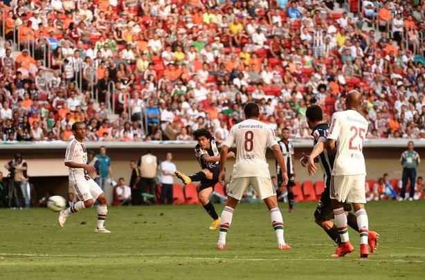 Imagens do jogo entre Atlético e Fluminense, no Mané Garrincha, em Brasília, pelo Campeonato Brasileiro