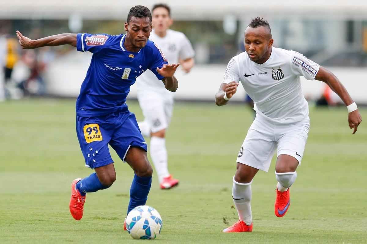 Cruzeiro lutou diante do Santos, mas no conseguiu frear o bom ataque do Peixe e saiu derrotado