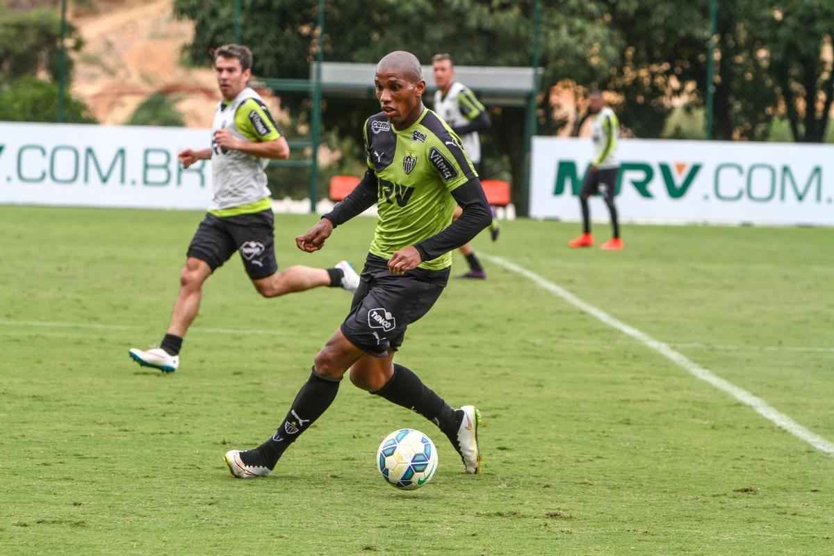 Depois da vitria sobre o Fluminense, jogadores se reapresentam e iniciam preparao para pegar o Atltico-PR
