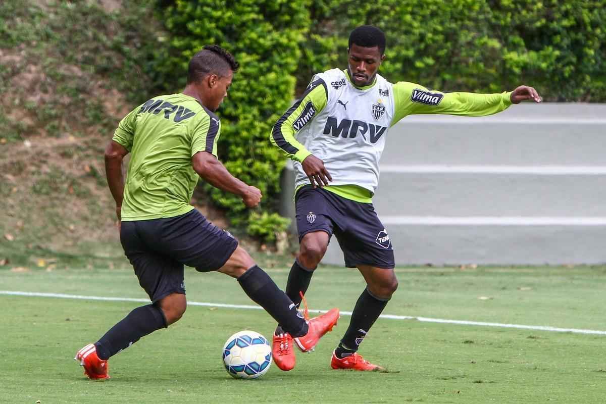 Depois da vitria sobre o Fluminense, jogadores se reapresentam e iniciam preparao para pegar o Atltico-PR