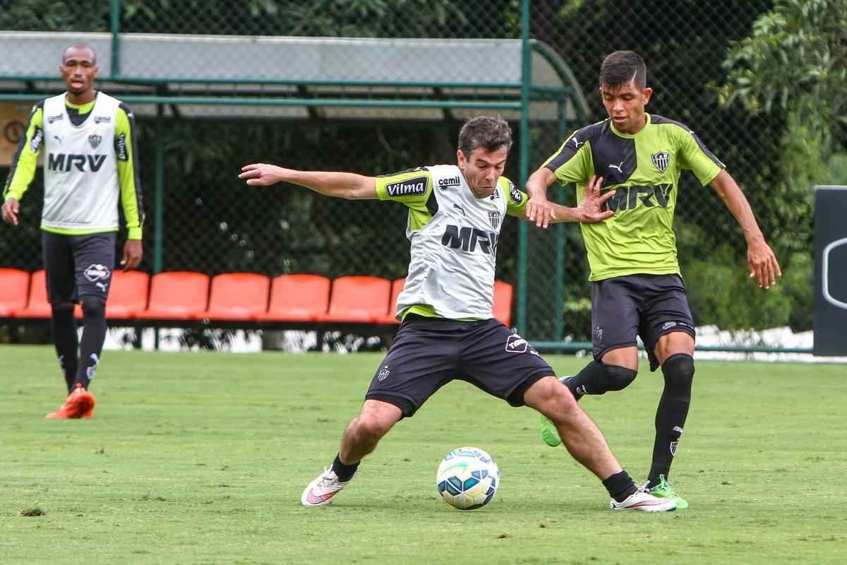 Depois da vitria sobre o Fluminense, jogadores se reapresentam e iniciam preparao para pegar o Atltico-PR