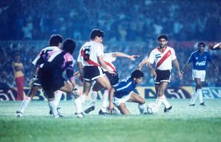 Em 1991, Cruzeiro conquistou a Supercopa dos Campees da Libertadores sobre o River Plate