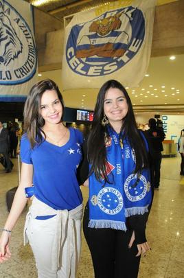 Fotos do embarque do Cruzeiro para o jogo contra o River Plate na Argentina