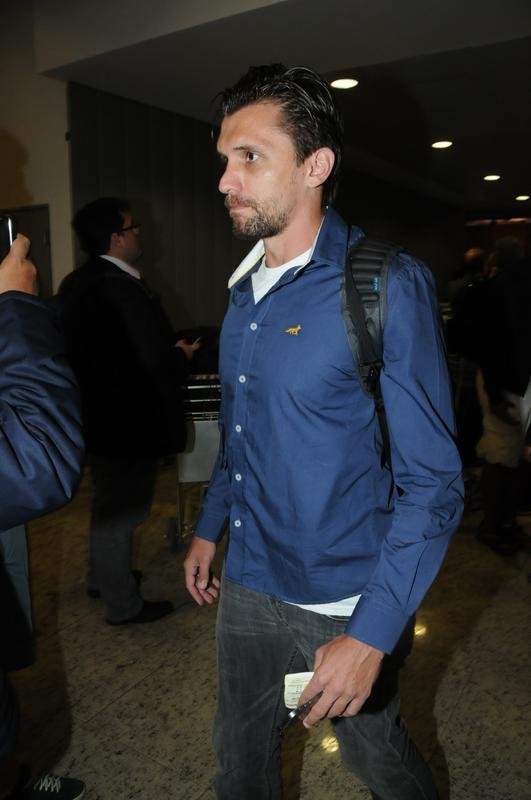 Fotos do embarque do Cruzeiro para o jogo contra o River Plate na Argentina