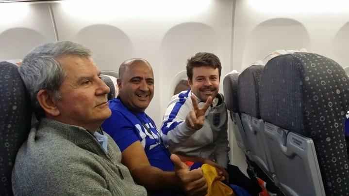 Fotos da delegao e de torcedores do Cruzeiro no trajeto entre Belo Horizonte e Buenos Aires, capital da Argentina, onde o time enfrenta o River Plate, nesta quinta-feira, s 22h, pelo jogo de ida das quartas de final da Copa Libertadores.