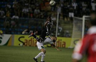 No Estdio Presidente Vargas, Cear goleou o Amrica por 3 a 0 e avanou  terceira fase da Copa do Brasil