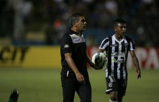 No Estdio Presidente Vargas, Cear goleou o Amrica por 3 a 0 e avanou  terceira fase da Copa do Brasil