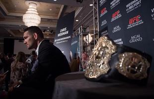 Imagens do Media Day do UFC 187, com encaradas dos principais lutadores - Chris Weidman 