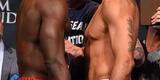 Imagens da pesagem e das encaradas do UFC 187 - Uriah Hall x Rafael Sapo