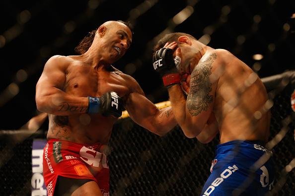 Veja fotos da vitória de Chris Weidman sobre Vitor Belfort no UFC 187