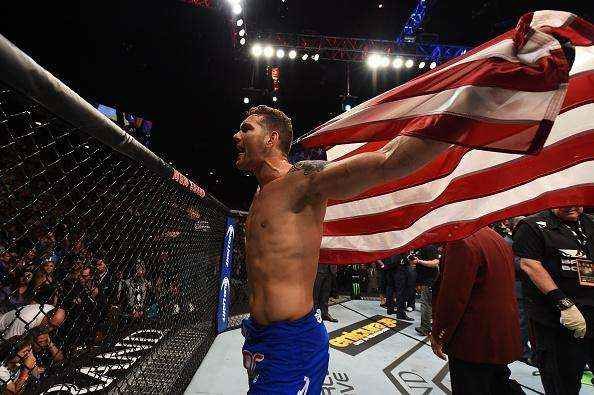Veja fotos da vitória de Chris Weidman sobre Vitor Belfort no UFC 187