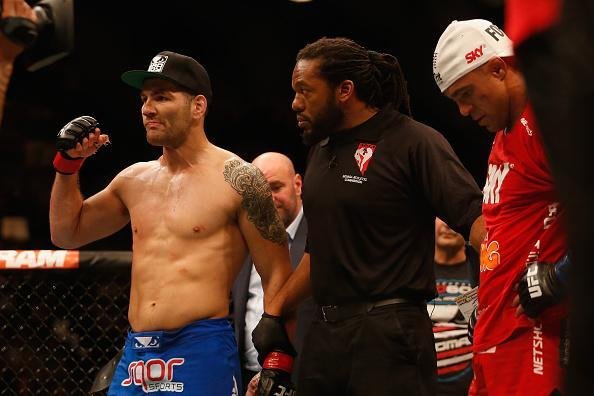 Veja fotos da vitória de Chris Weidman sobre Vitor Belfort no UFC 187