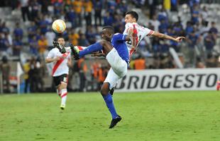 Cruzeiro deixa Libertadores depois de goleada por 3 a 0 no Mineiro