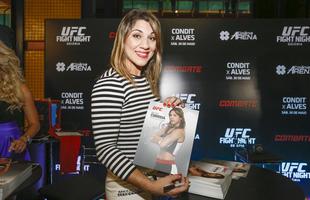 Sesso de fotos e autgrafos do UFC em Goinia com lutadores e ring girls