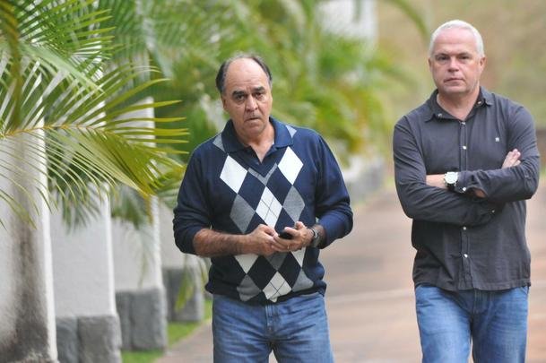 ltimas imagens de Marcelo Oliveira no Cruzeiro; em pronunciamento, tcnico se emocionou