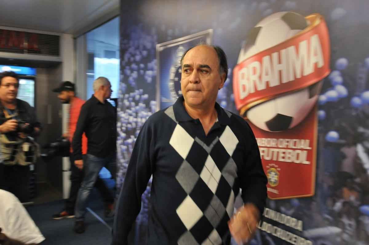 ltimas imagens de Marcelo Oliveira no Cruzeiro; em pronunciamento, tcnico se emocionou