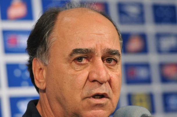 ltimas imagens de Marcelo Oliveira no Cruzeiro; em pronunciamento, tcnico se emocionou