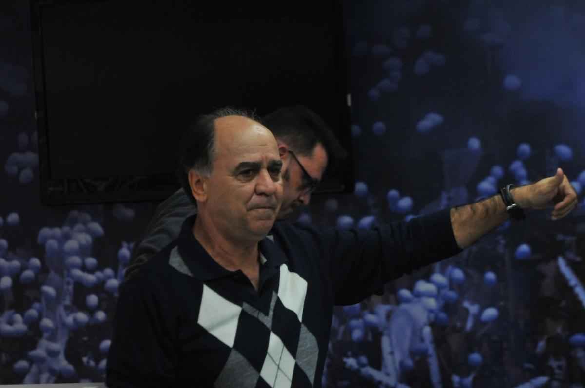 ltimas imagens de Marcelo Oliveira no Cruzeiro; em pronunciamento, tcnico se emocionou