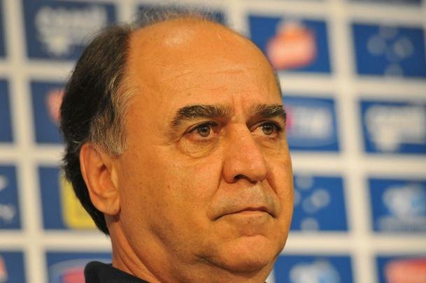 ltimas imagens de Marcelo Oliveira no Cruzeiro; em pronunciamento, tcnico se emocionou
