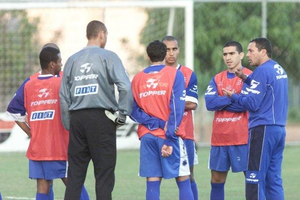 Time de 2003 tinha craques como Alex e destaques da poca, como Deivid, Aristizbal, Maurinho, dentre outros