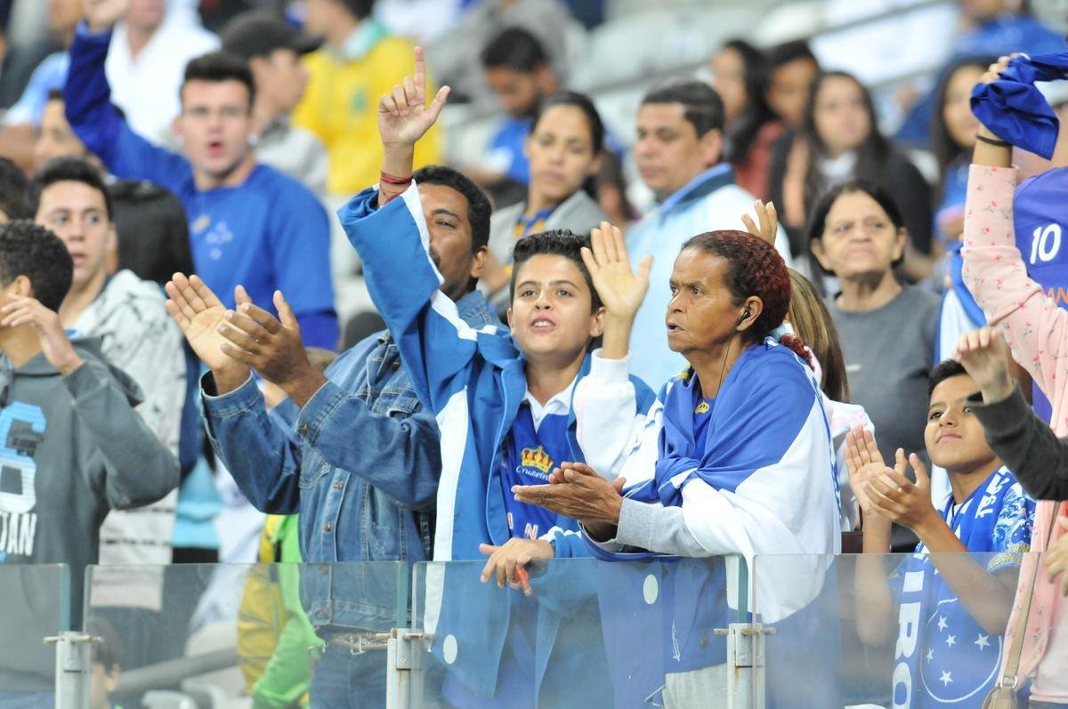 Fotos de bastidores de Cruzeiro 1x0 Flamengo, no Mineiro