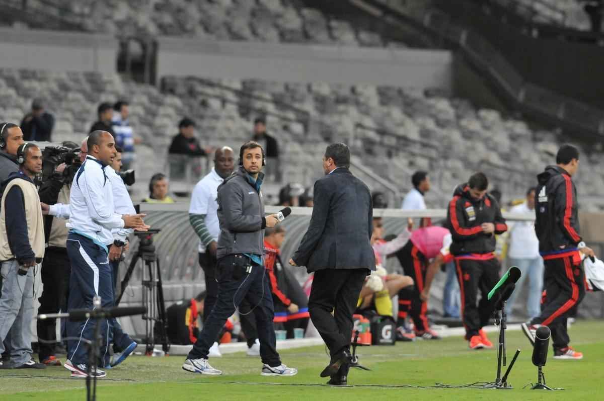 Veja a movimentao, gritos, comemorao e aposta de Luxemburgo no retorno ao Cruzeiro