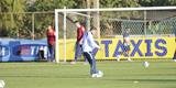 Vanderlei Luxemburgo observou treino tcnico dos reservas, comandado pelo auxiliar Deivid
