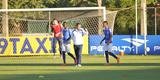 Vanderlei Luxemburgo observou treino tcnico dos reservas, comandado pelo auxiliar Deivid