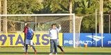 Vanderlei Luxemburgo observou treino tcnico dos reservas, comandado pelo auxiliar Deivid
