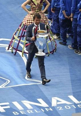 Final da Liga dos Campeões contou com grande espetáculo antes da bola rolar para Juventus e Barcelona