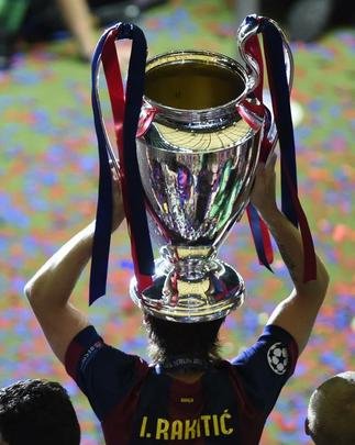 Barcelona venceu a Juventus por 3 a 1, com gols de Rakitic, Suarez e Neymar, e faturou o quinto título da Liga dos Campeões