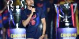 Com direito a festa, discurso dos jogadores e emoo, craques do Barcelona comemoram ttulo da Liga dos Campees no Estdio Camp Nou