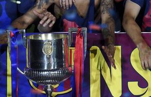 Com direito a festa, discurso dos jogadores e emoo, craques do Barcelona comemoram ttulo da Liga dos Campees no Estdio Camp Nou