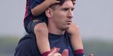 Com direito a festa, discurso dos jogadores e emoo, craques do Barcelona comemoram ttulo da Liga dos Campees no Estdio Camp Nou