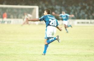 Autor do gol da conquista da Libertadores de 1997, Elivlton confirmou presena