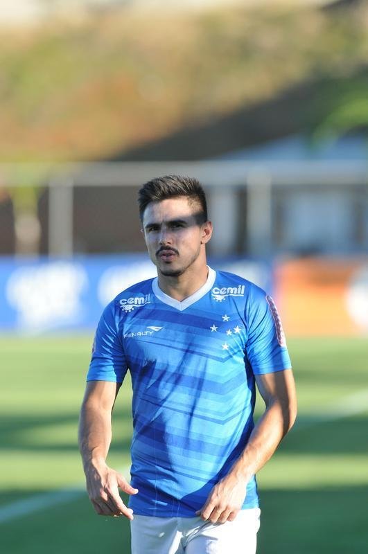 Jogadores do Cruzeiro treinaram em clima leve depois de conseguir duas vitrias seguidas no Brasileiro