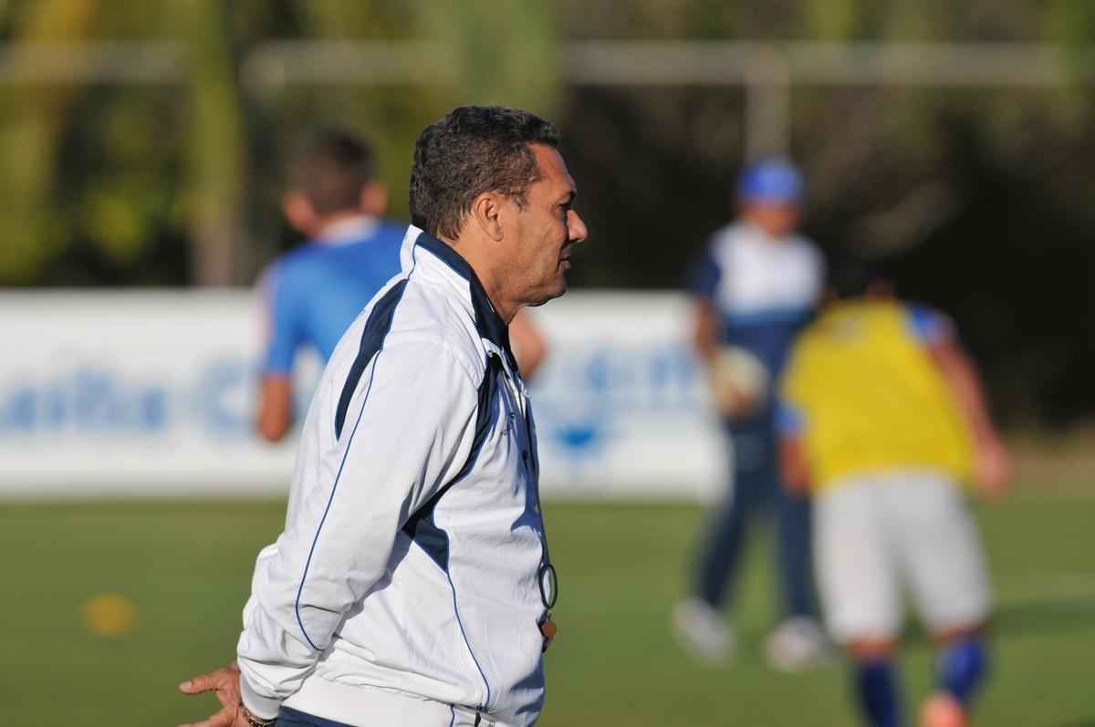 Jogadores do Cruzeiro treinaram em clima leve depois de conseguir duas vitrias seguidas no Brasileiro