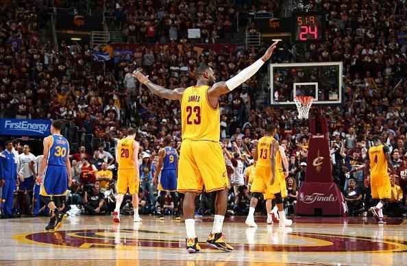 Fotos do terceiro jogo da final da NBA, vencido pelo Cleveland Cavaliers